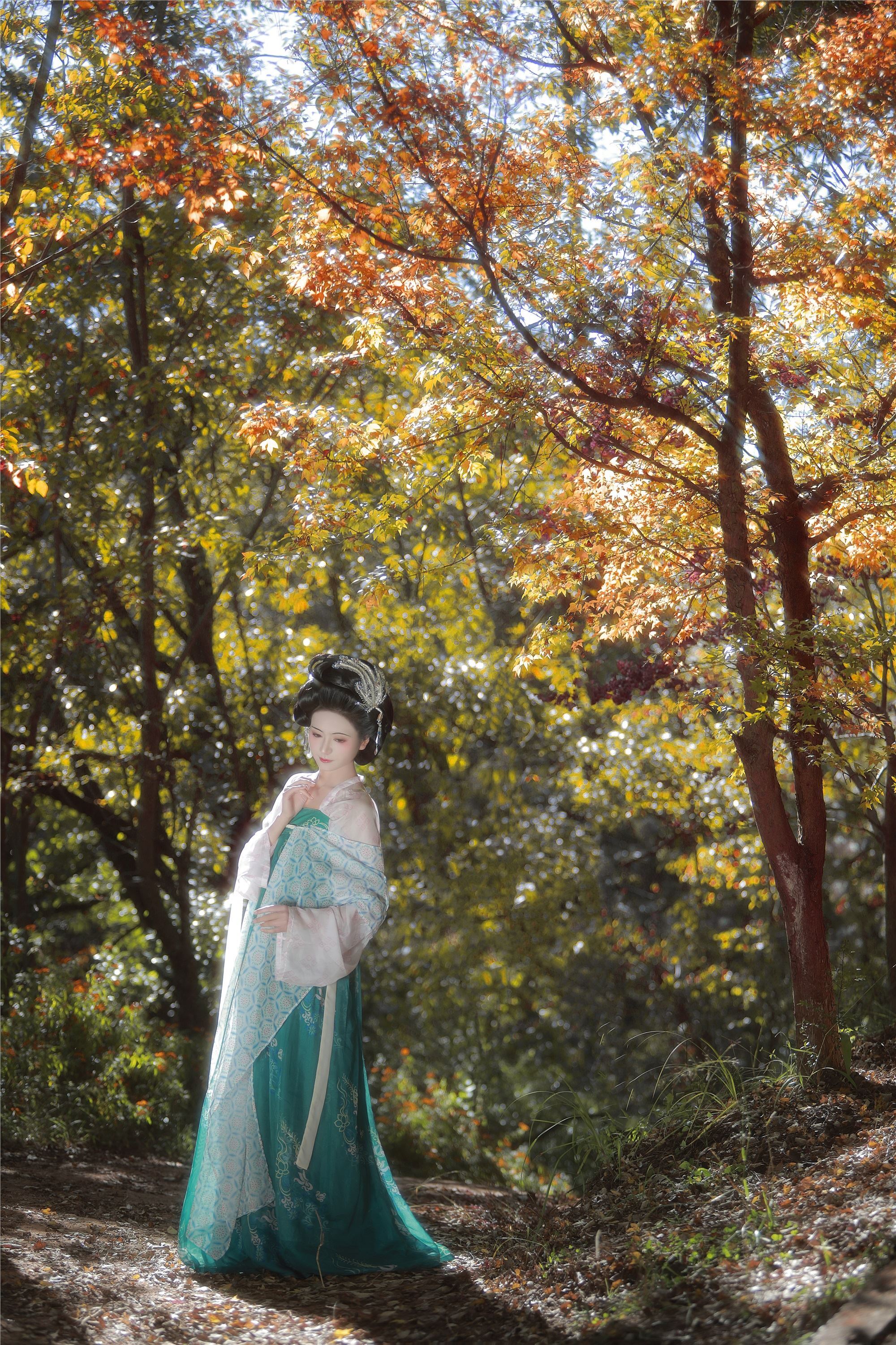 YITUYU艺图语 2025.01.25 橙黄橘绿时 瑜瑾